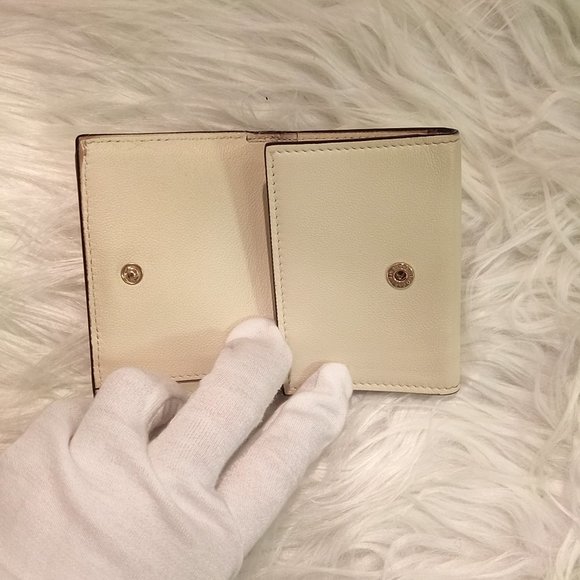 VGUC Valentino Garavani Rockstud Compact Wallet (w/ Auth, Care & RFID Cards) - Picture 8 of 12